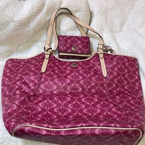 Coach signature tote purse